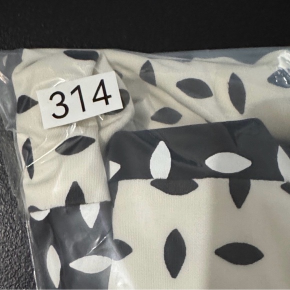 Adam Selman Black & Ivory Patterned Column Maxi Dress/Size 0 - Picture 10 of 10